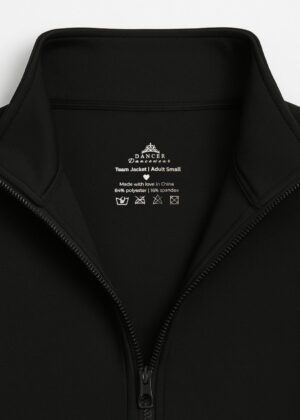 teamjasje teamjacket in zwart close-up heatprint